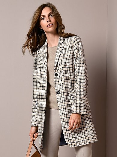 Windsor - Frock coat with narrow revers lapels.
