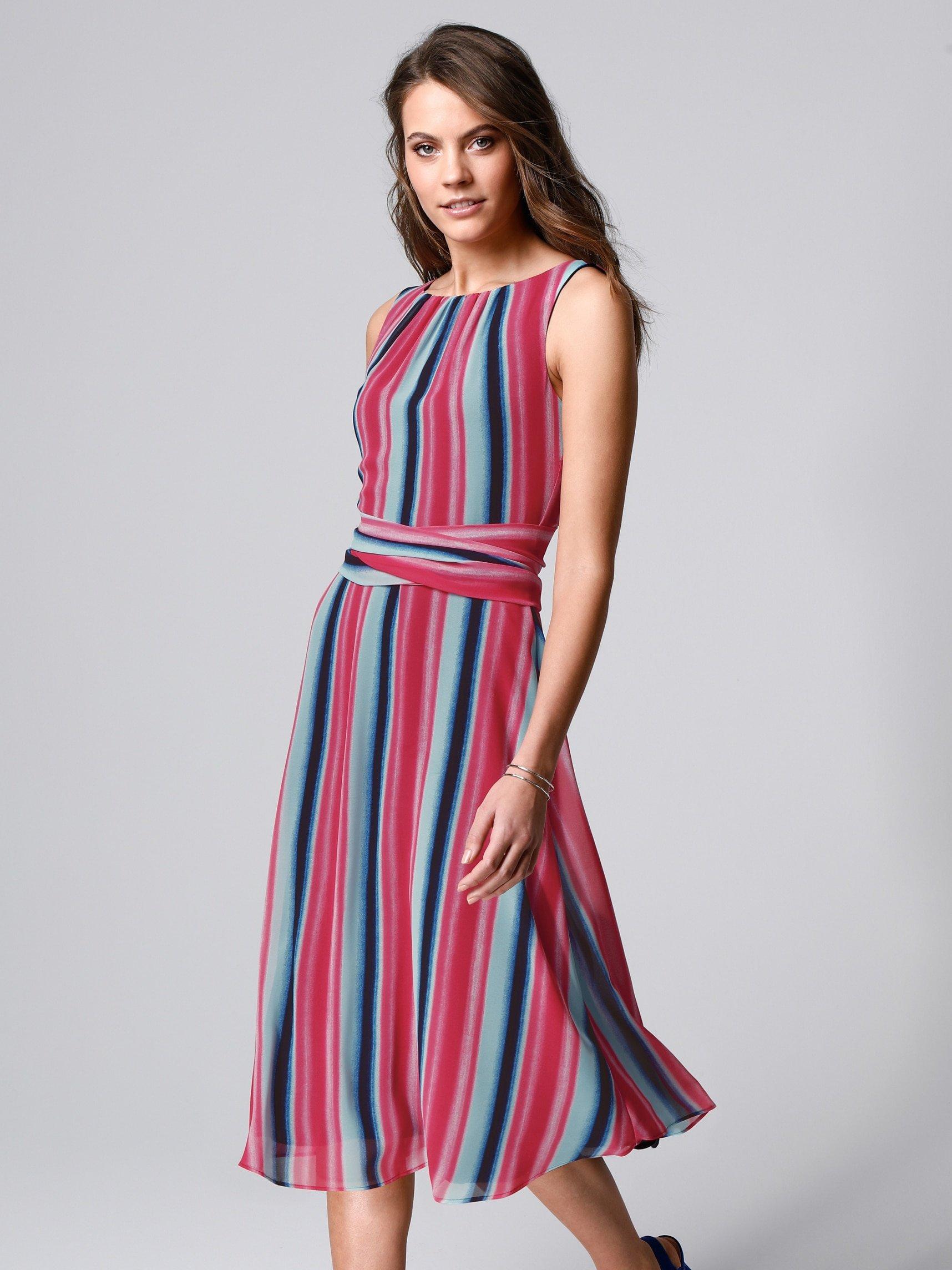 a line shape dress