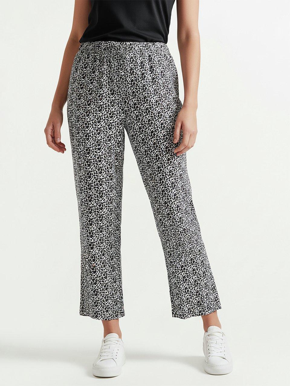 Emilia Lay - Hose