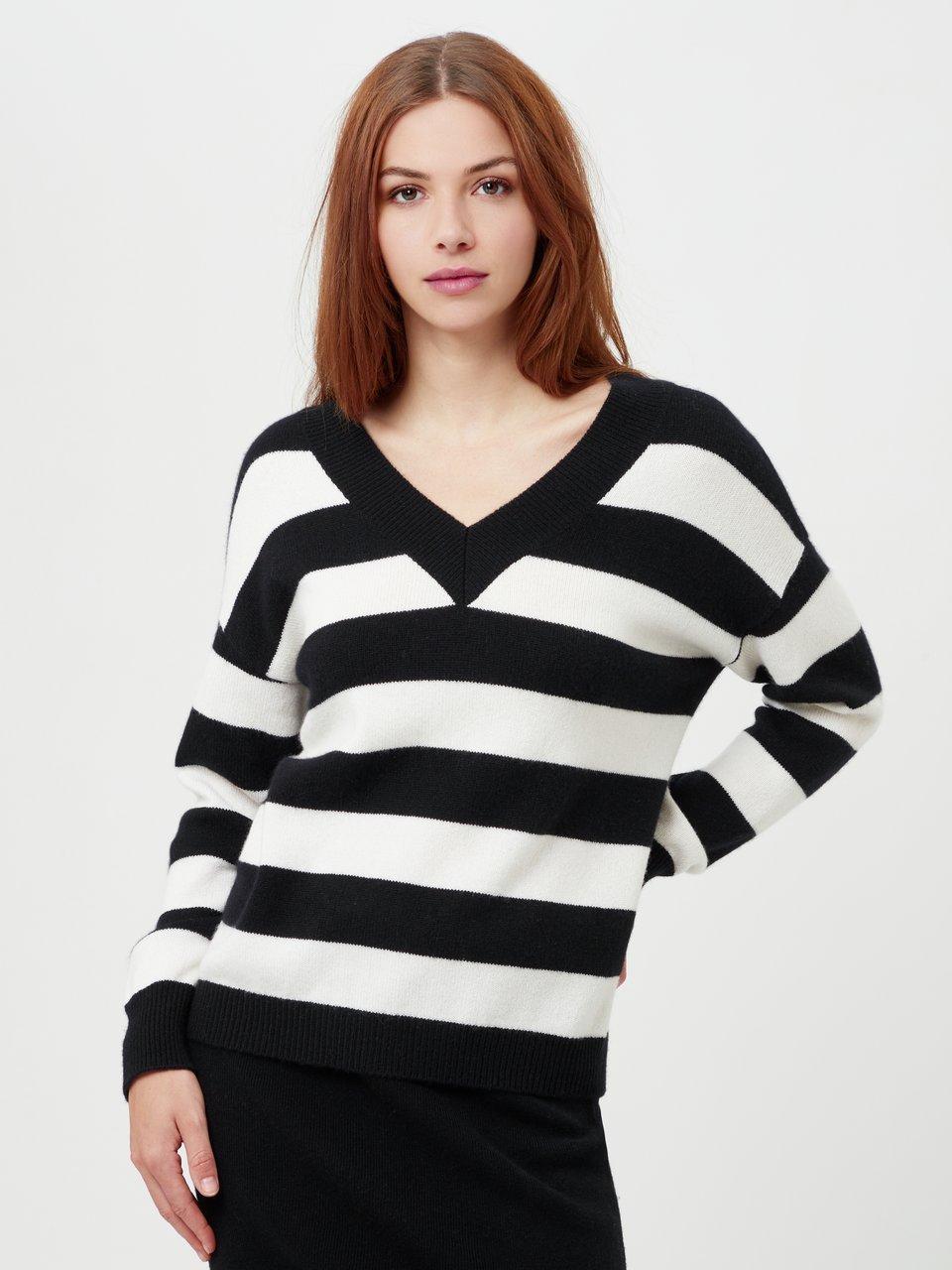 include - V-Pullover