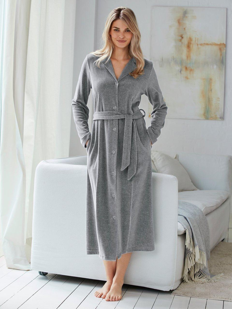 Robe de chambre grise sale