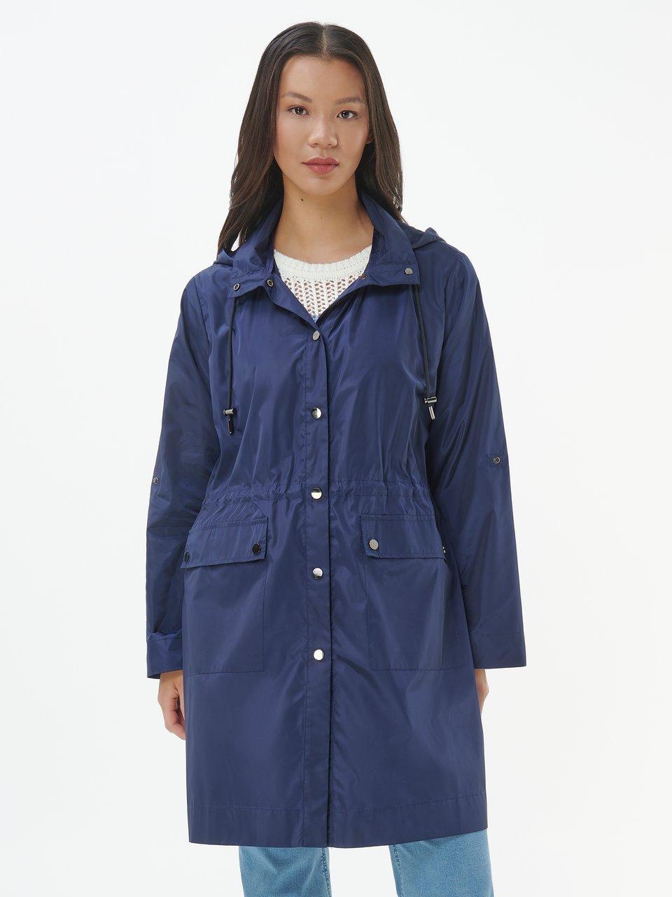 Emilia Lay - La veste