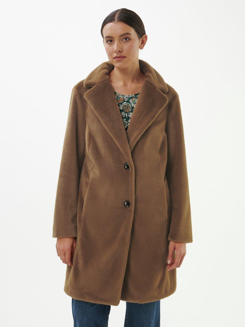 Anna Aura - Le manteau