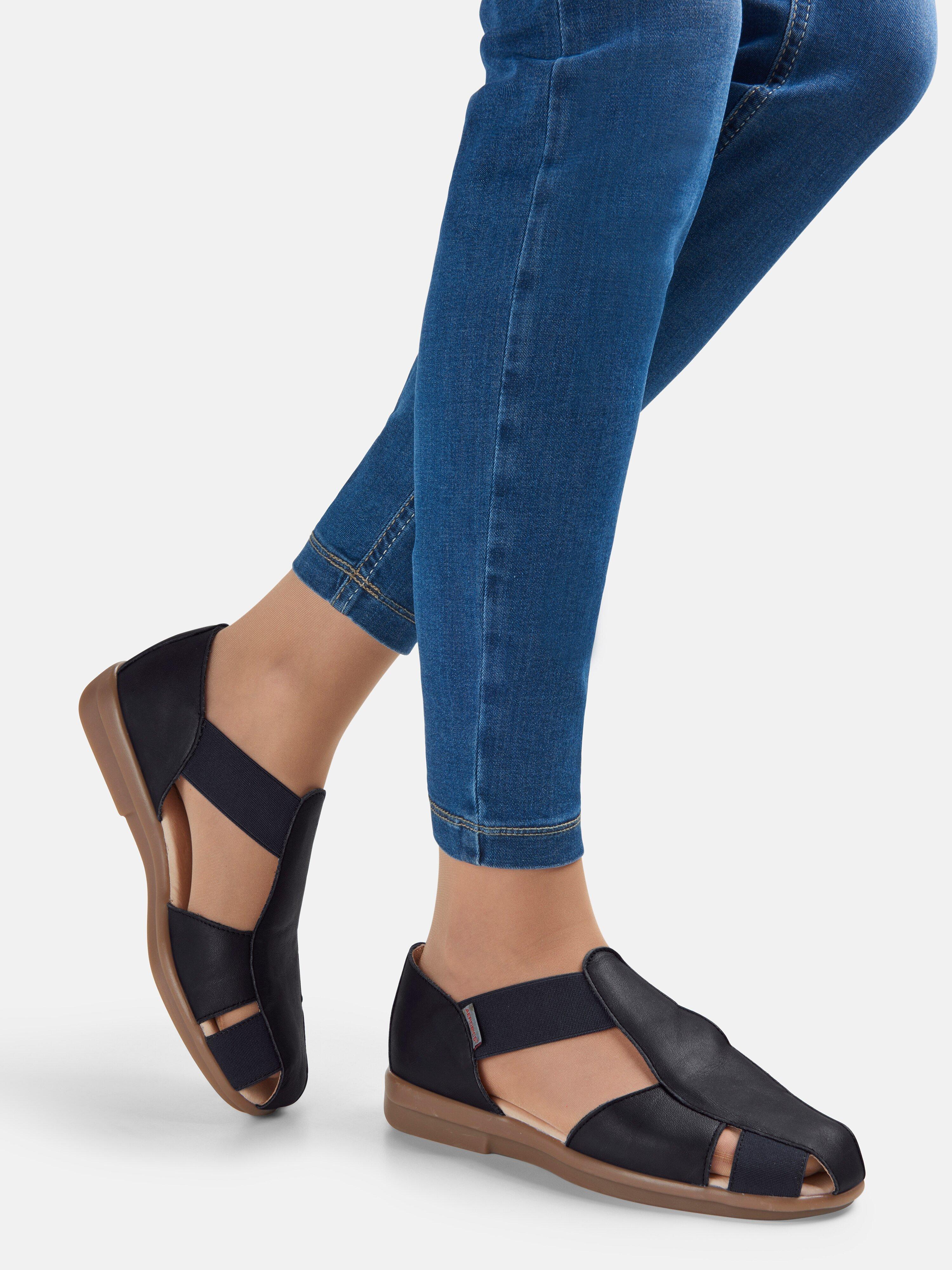 sandale talon fermé