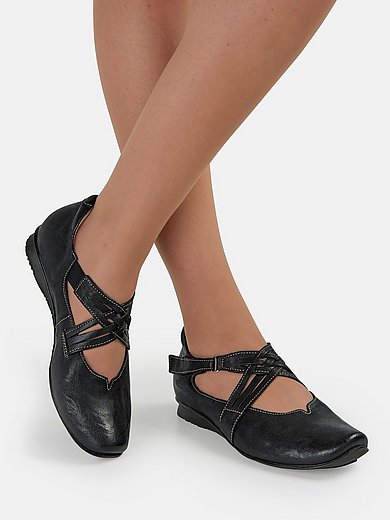 Think Chilli low shoes black Think Chilli low shoes black