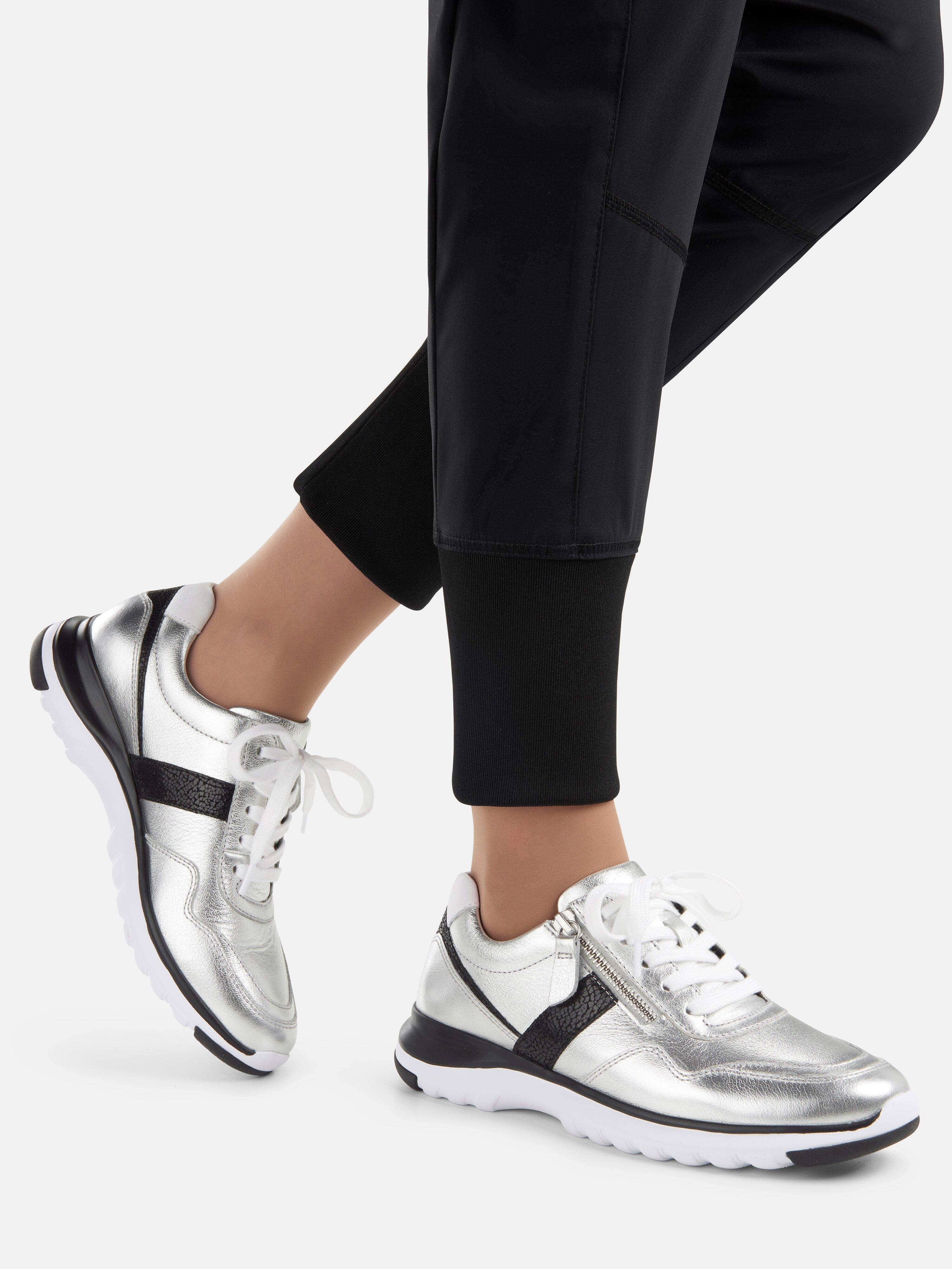 Gabor Comfort - Sportiver Sneaker mit Metallic-Effekt