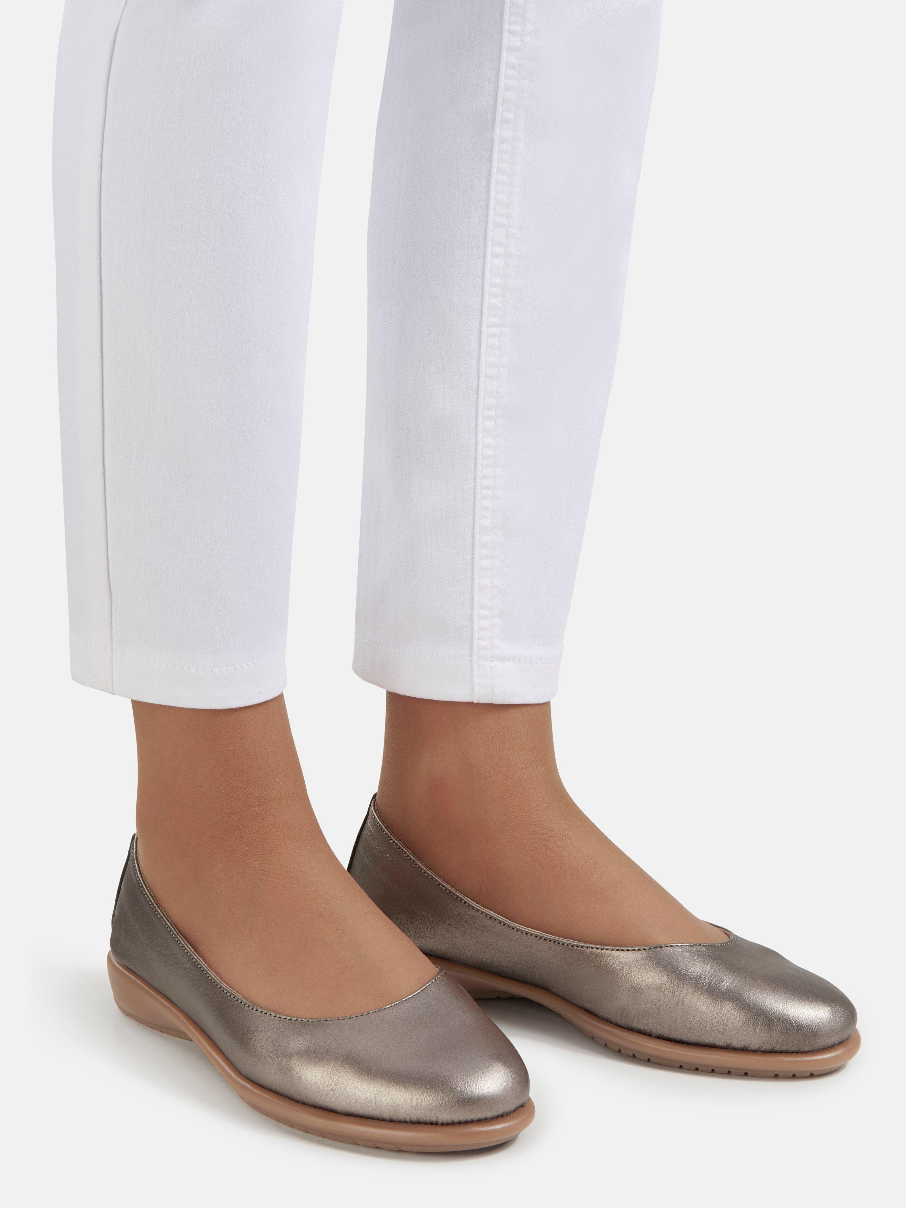 metallic ballerina pumps