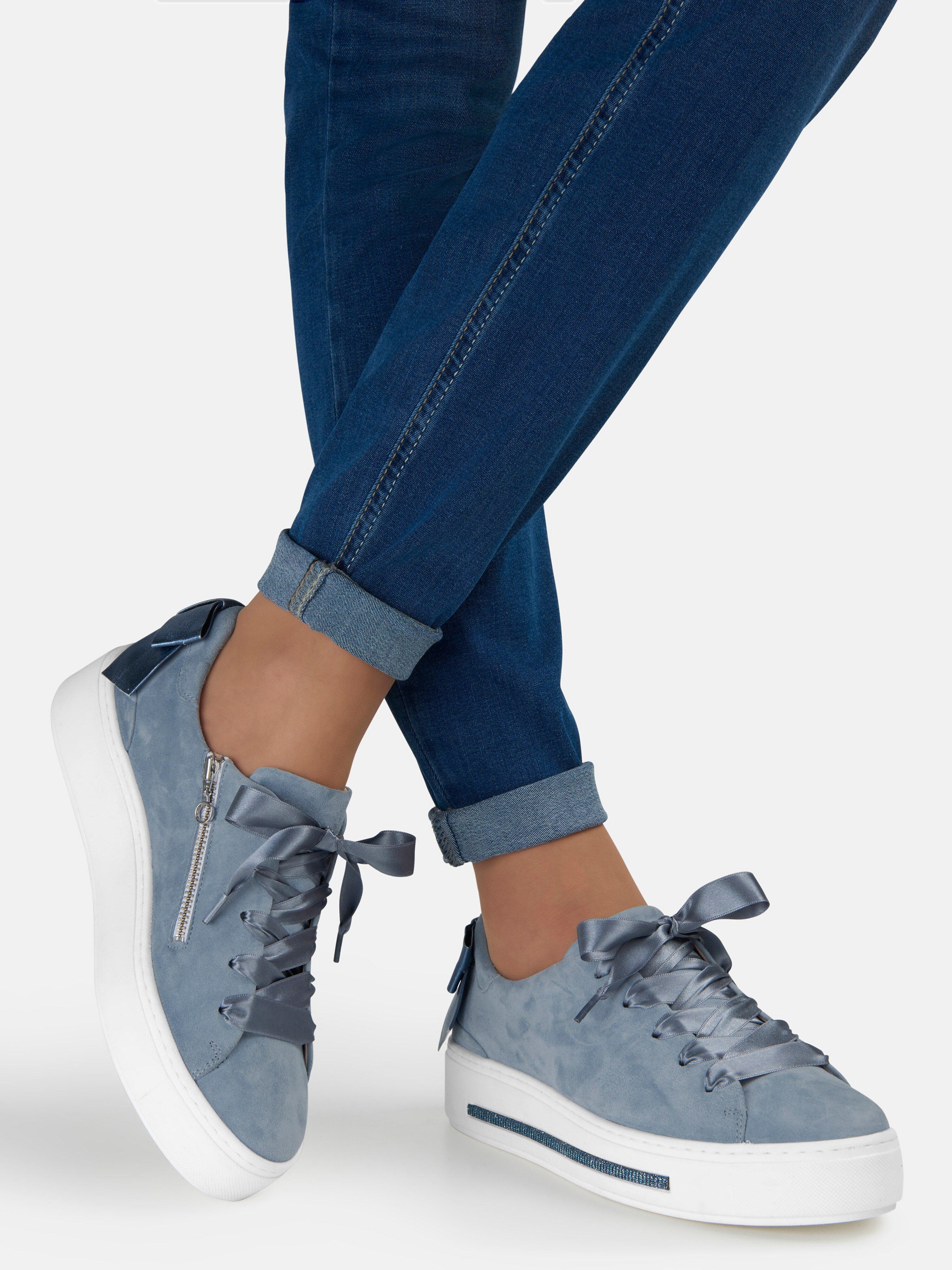 Softwaves - Sneaker June