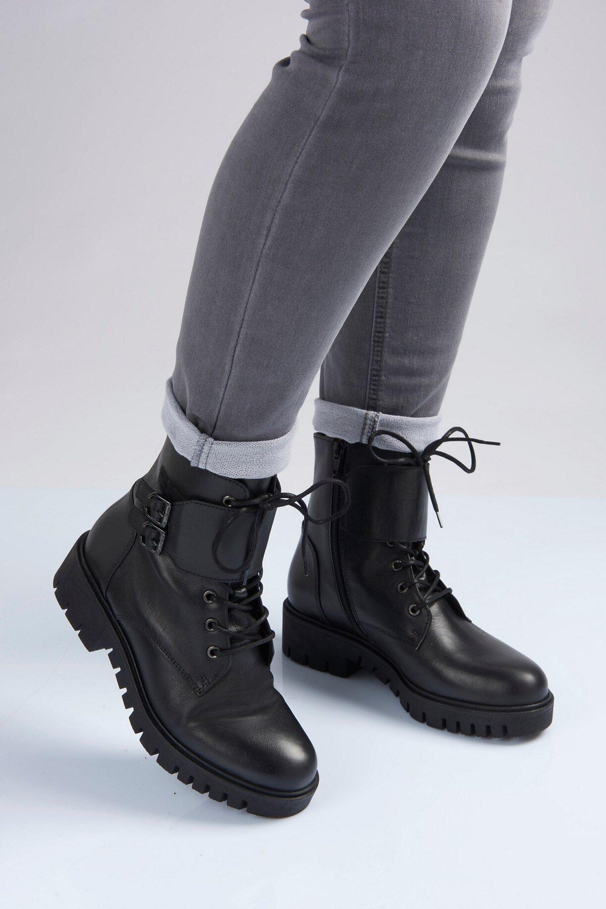 gabor lace up boots