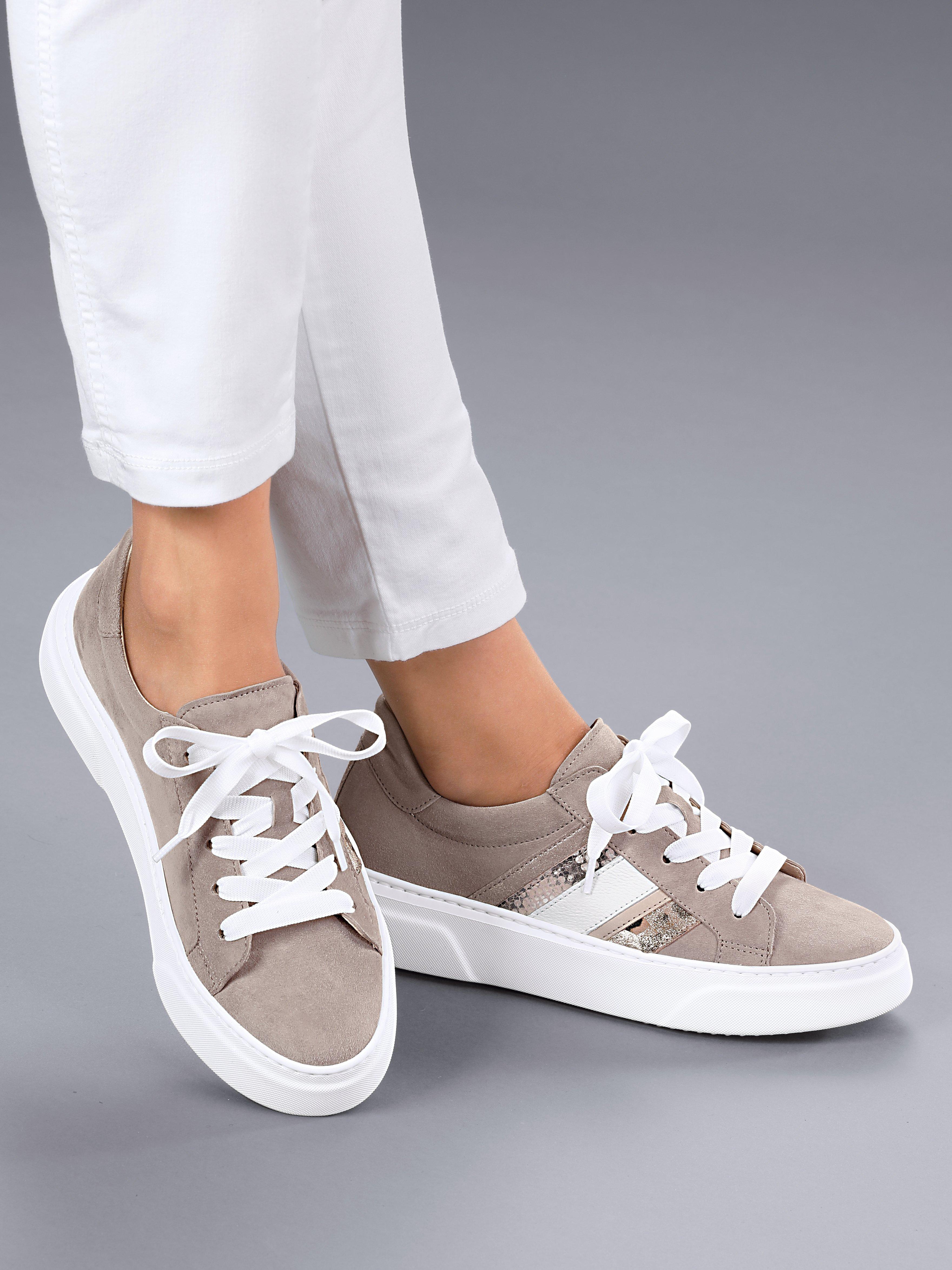 Superga on sale schuhe plateau