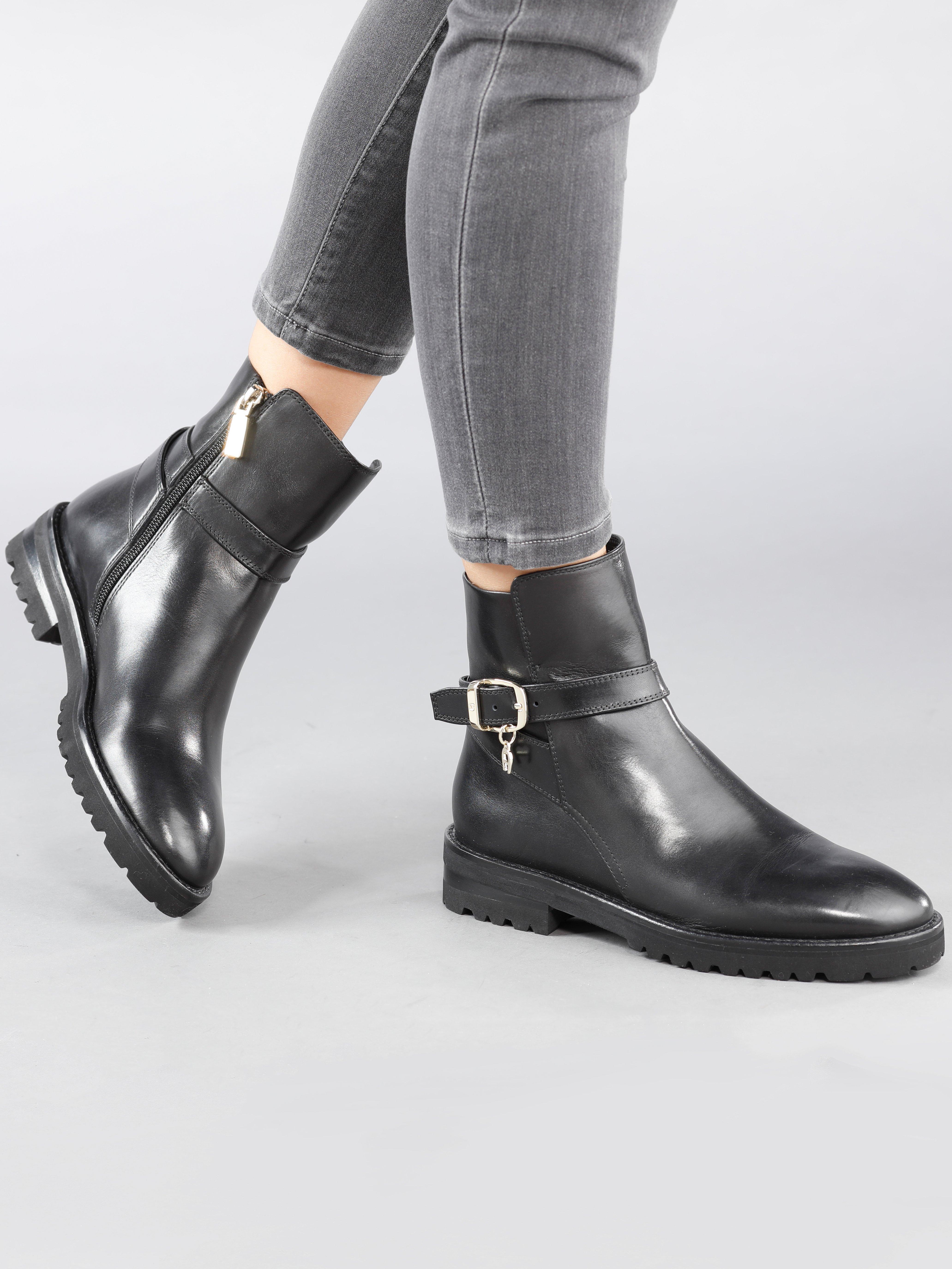 aigner ankle boots