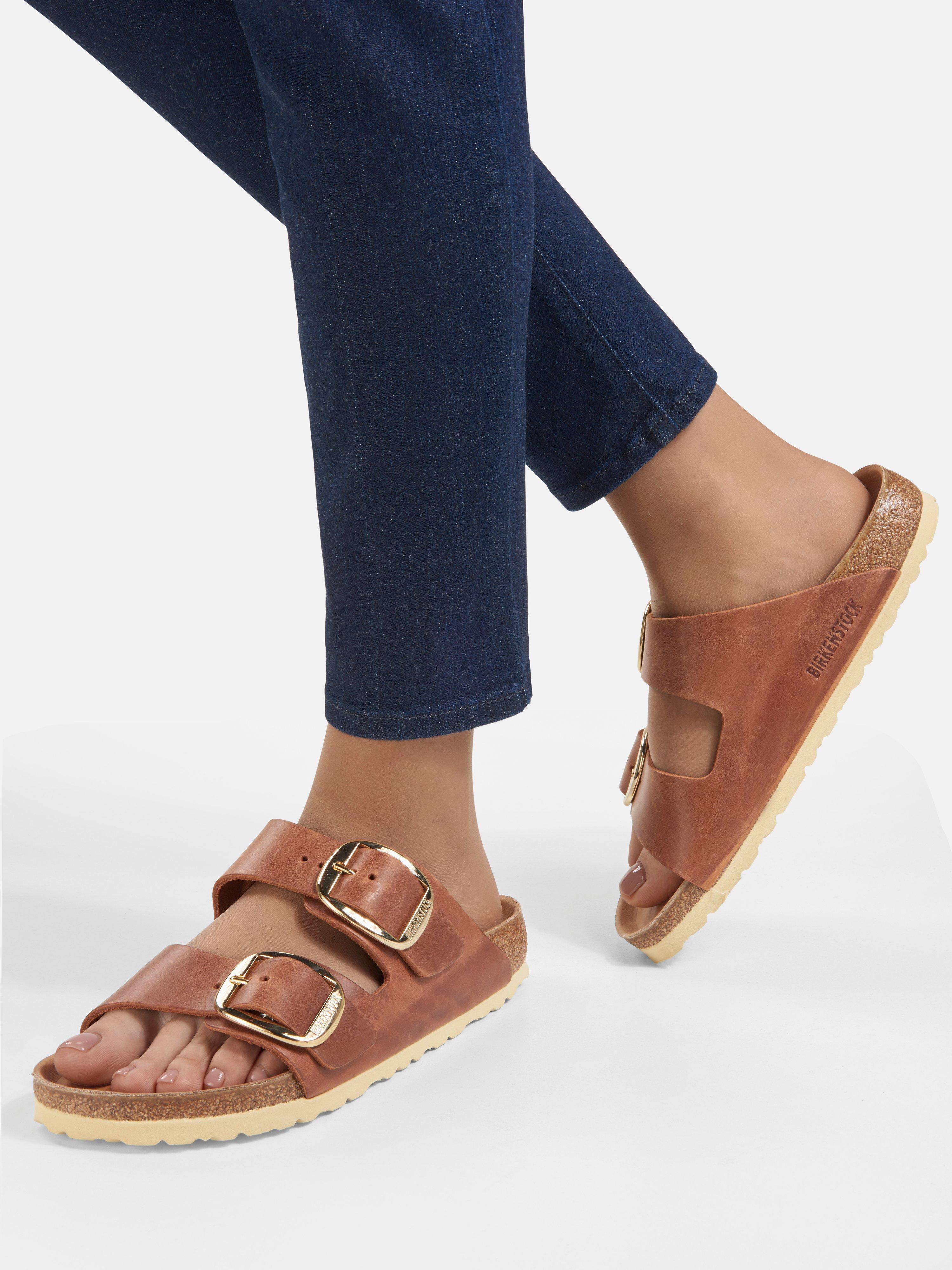 tan big buckle birkenstocks