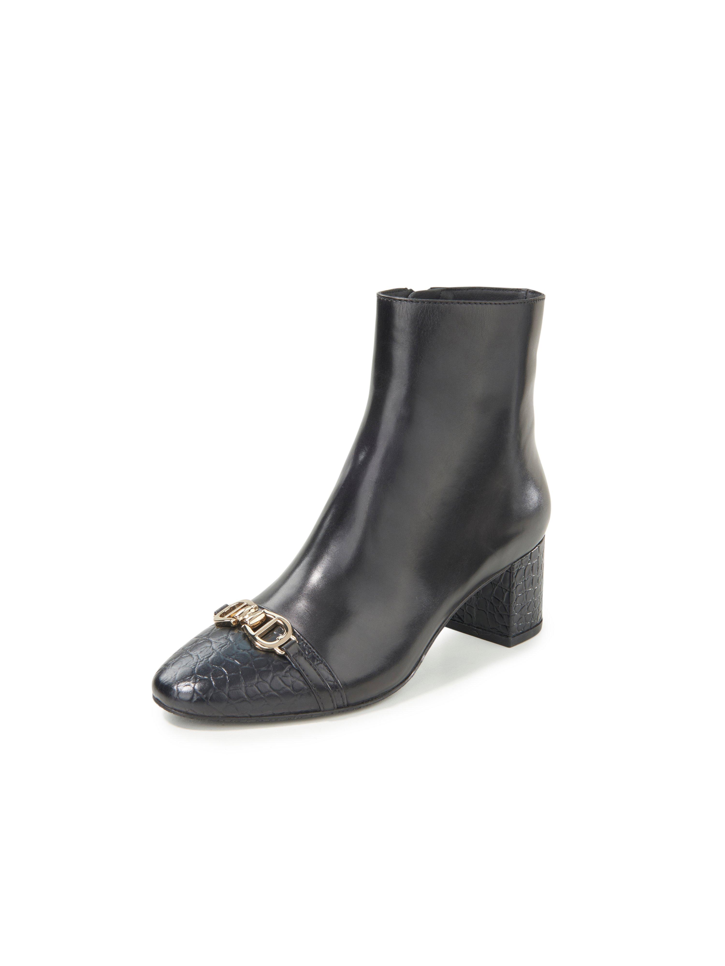 aigner ankle boots