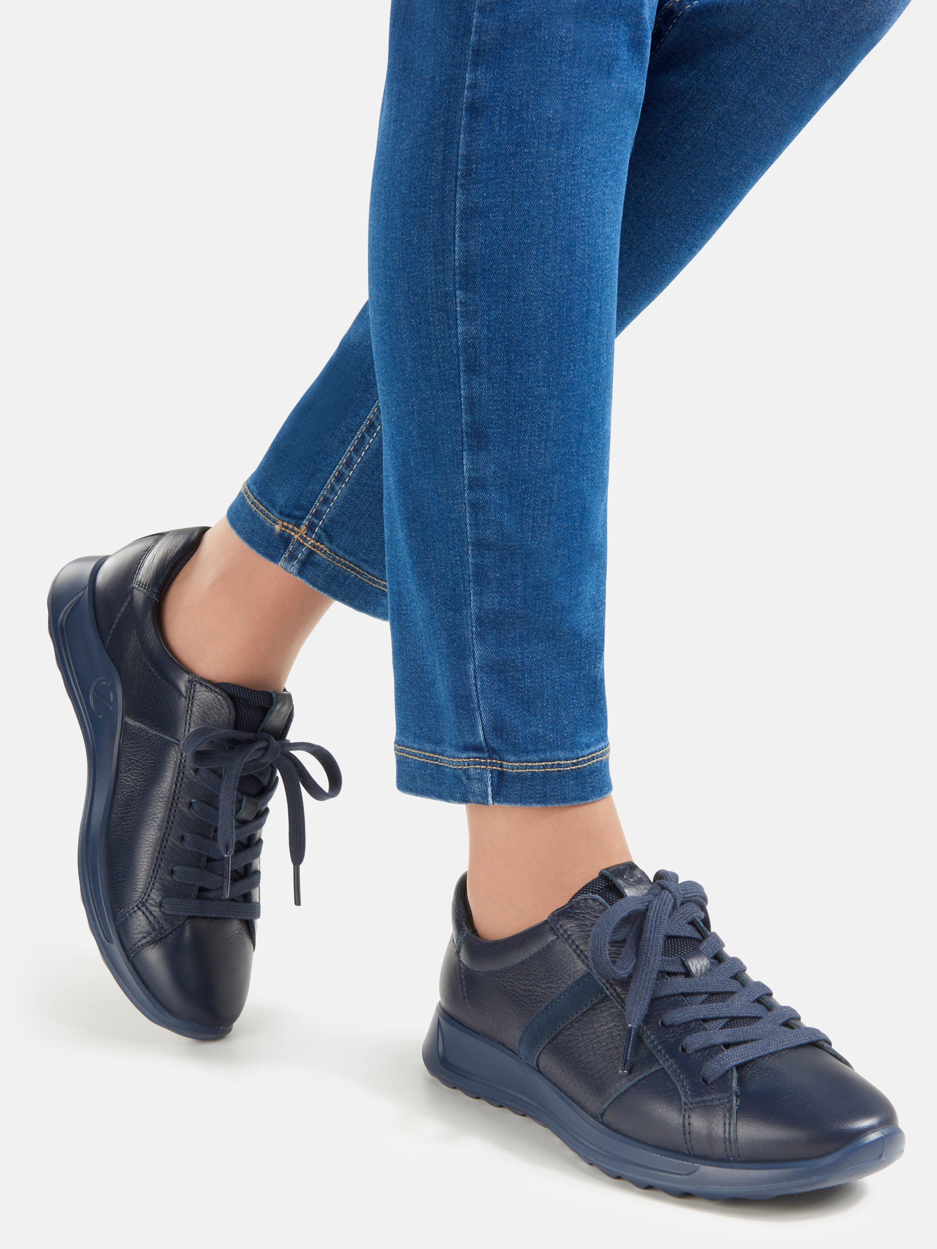 ecco flexure runner w