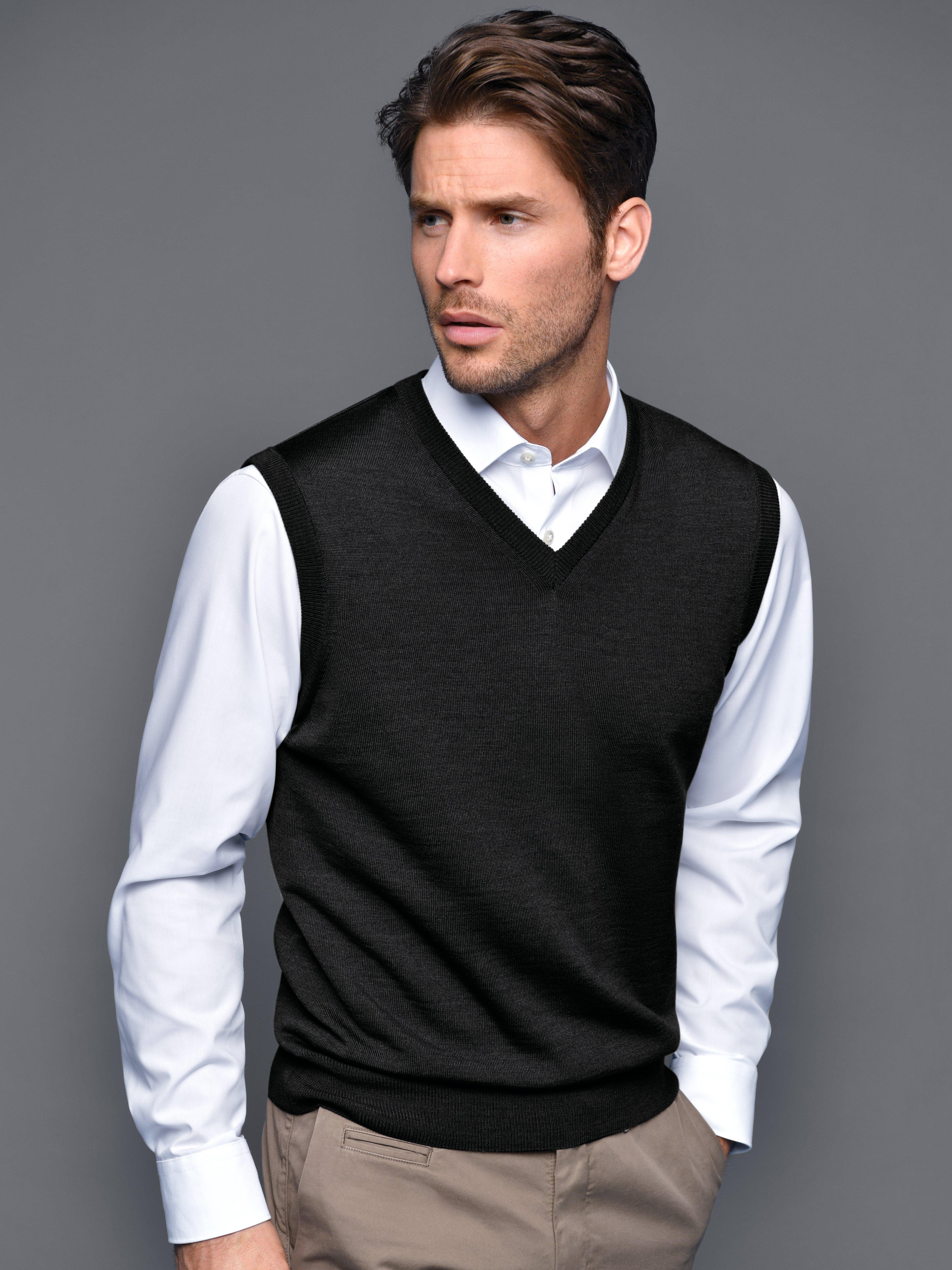 black slipover jumper