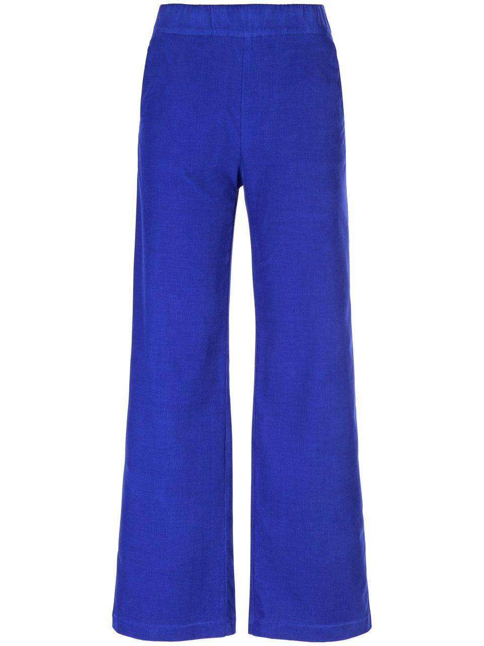 Fijncordbroek model Chiara Van Mac blauw
