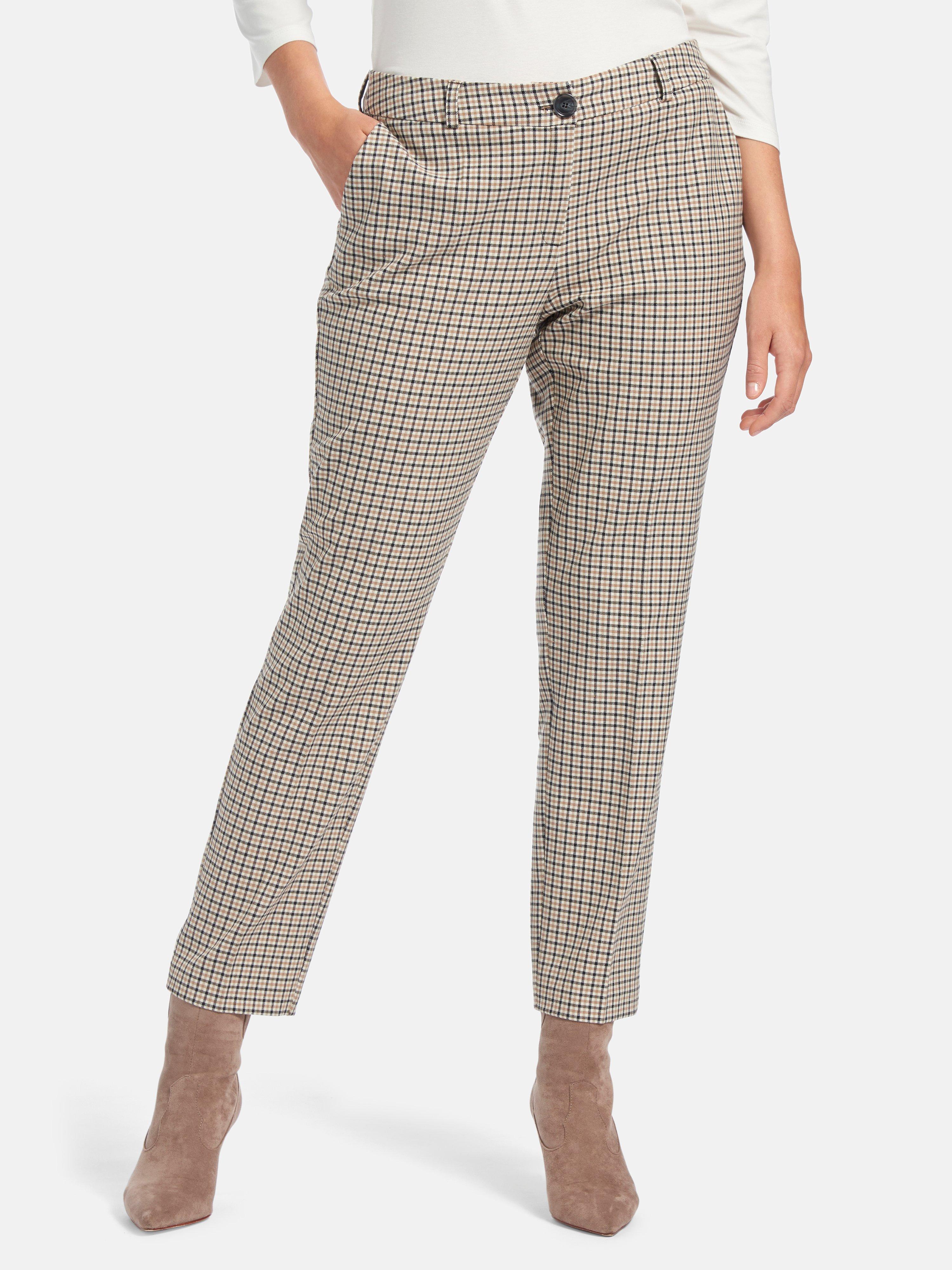 Emilia Lay - Hose