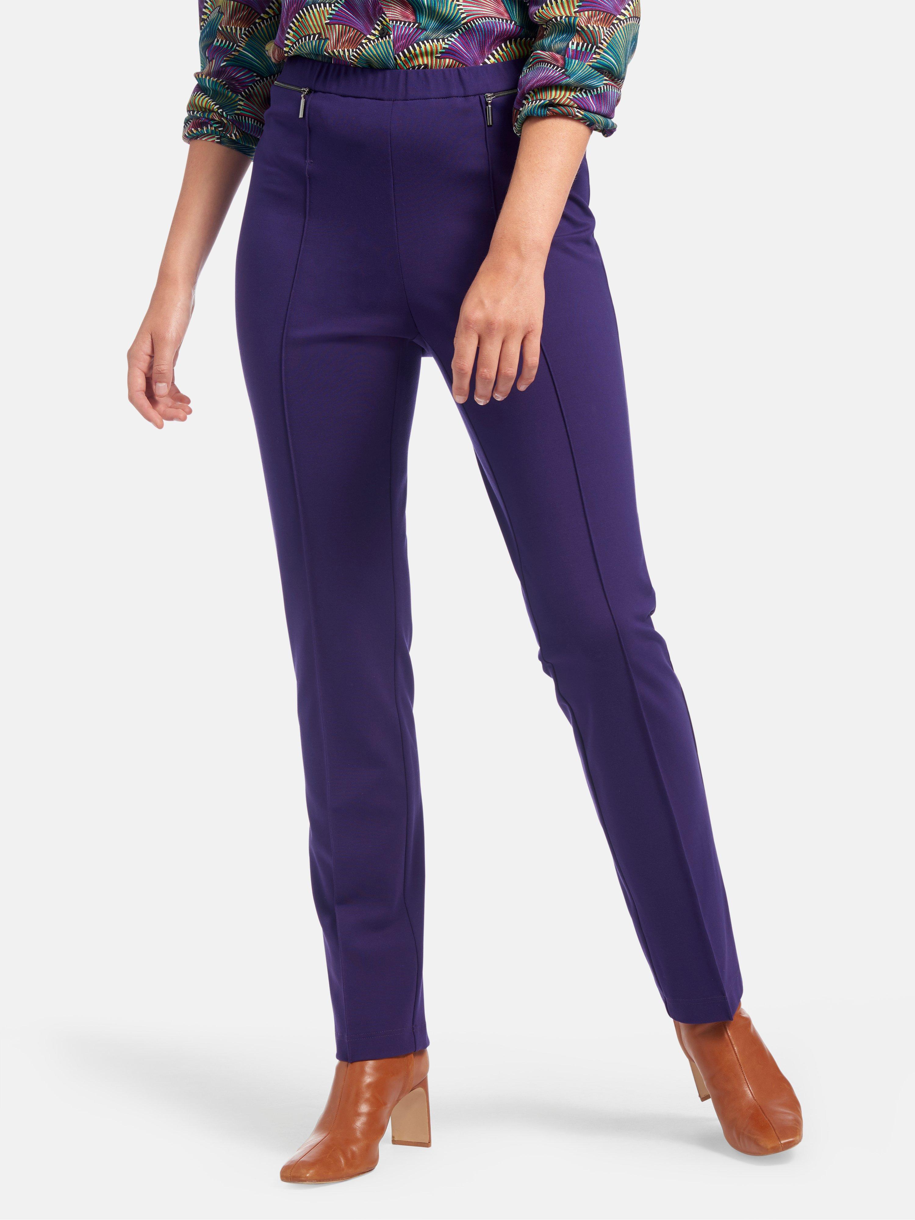 Emilia Lay - Hose