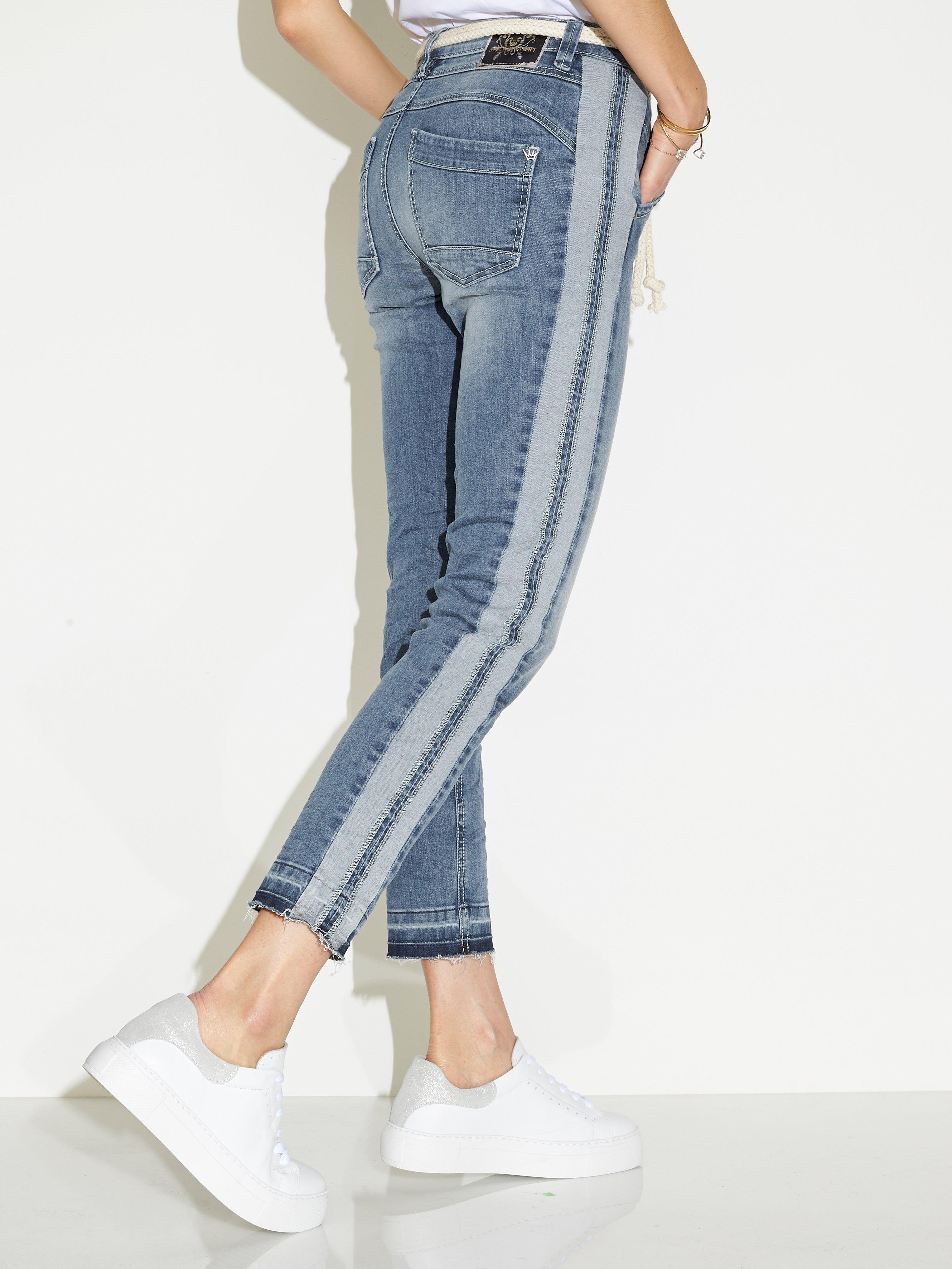 ankle design jeans