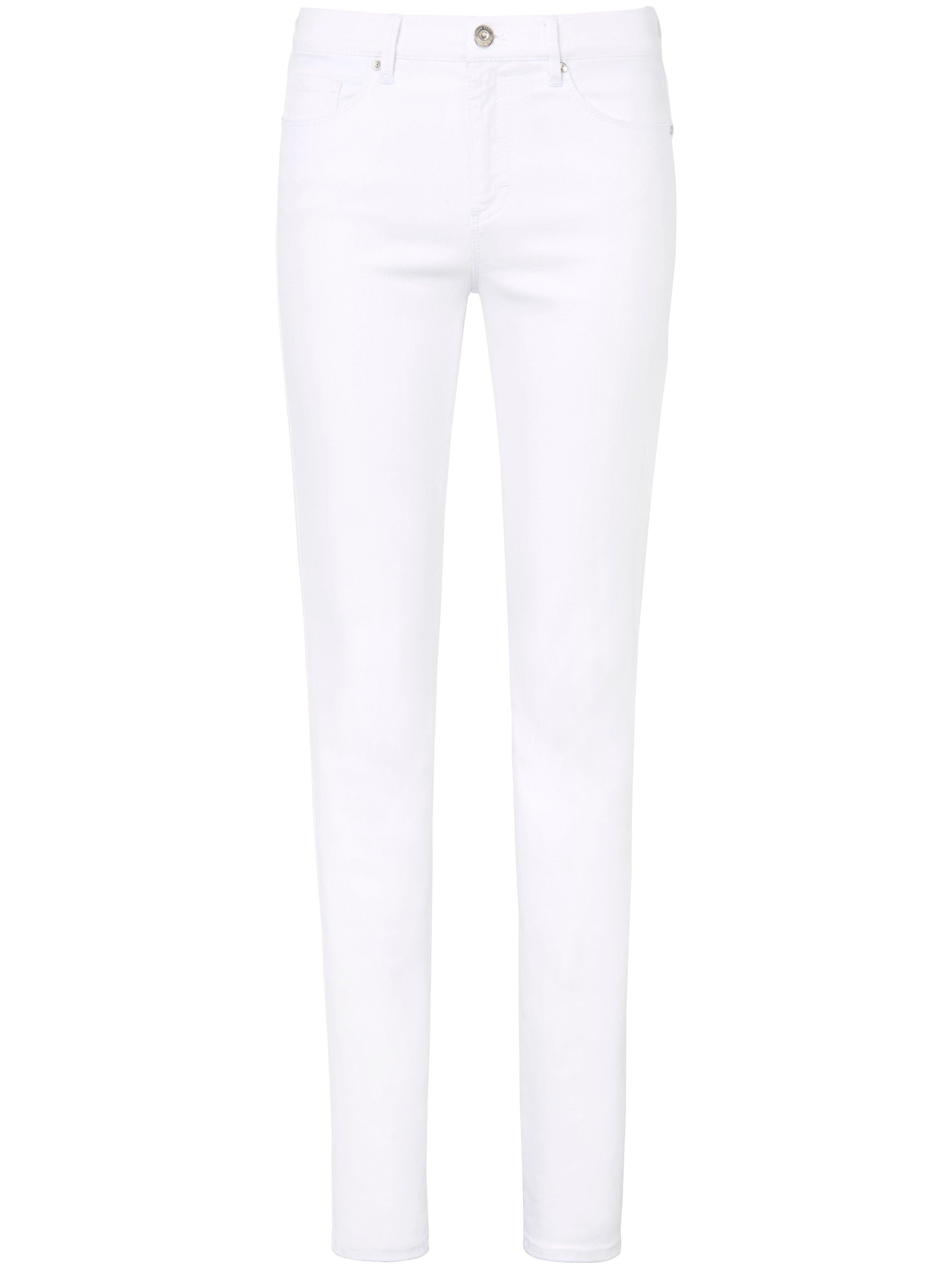 brax free to move super stretch