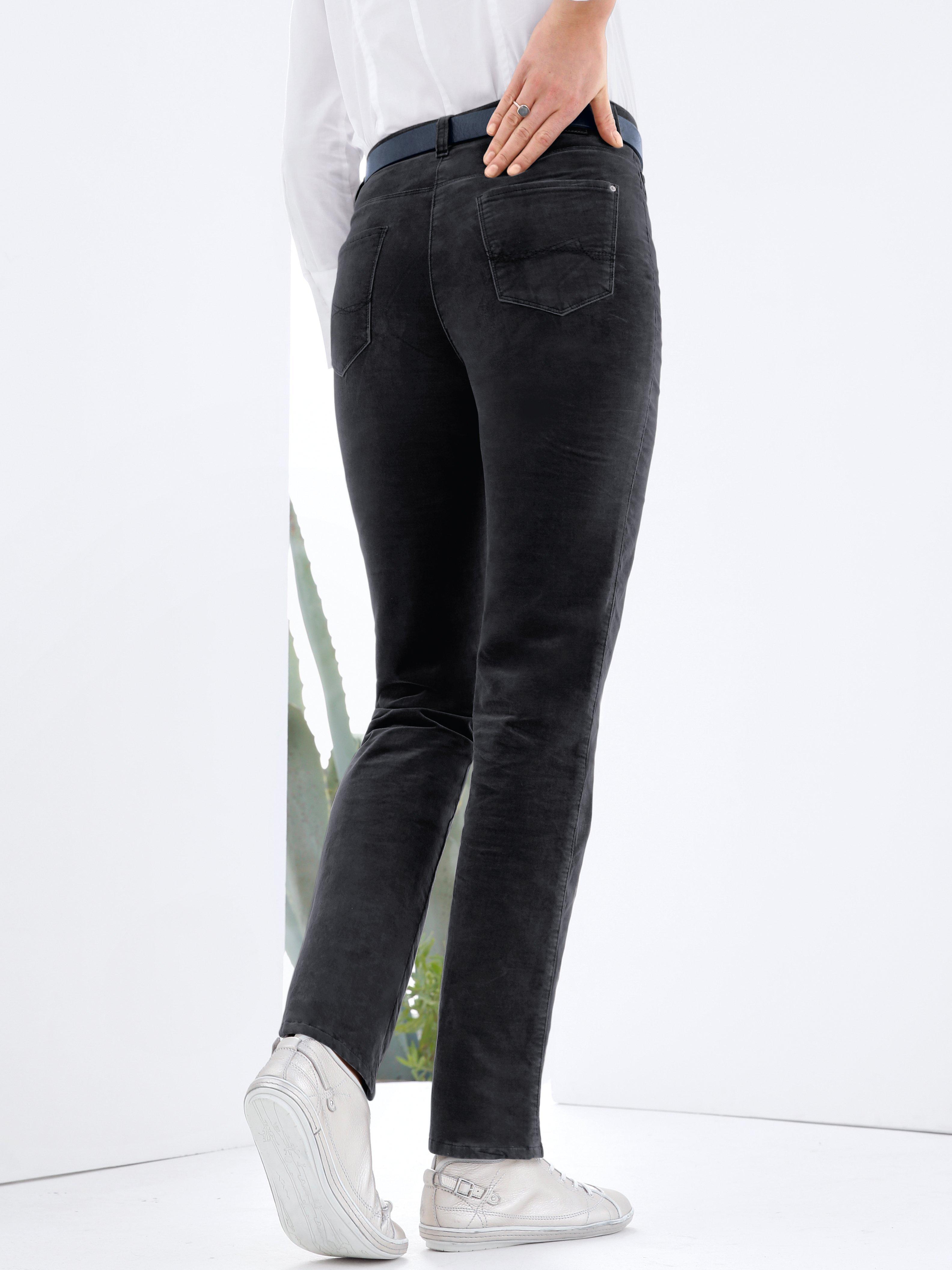 Brax Feel Good - Le pantalon en velours Feminine Fit, modèle CAROLA