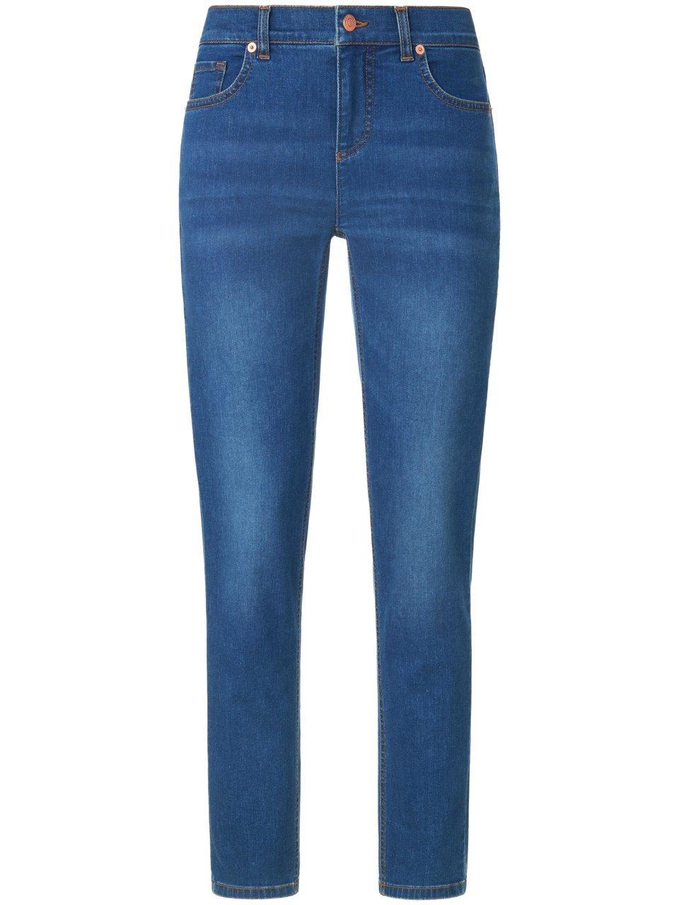 Jeans in smal model Van WALL London denim