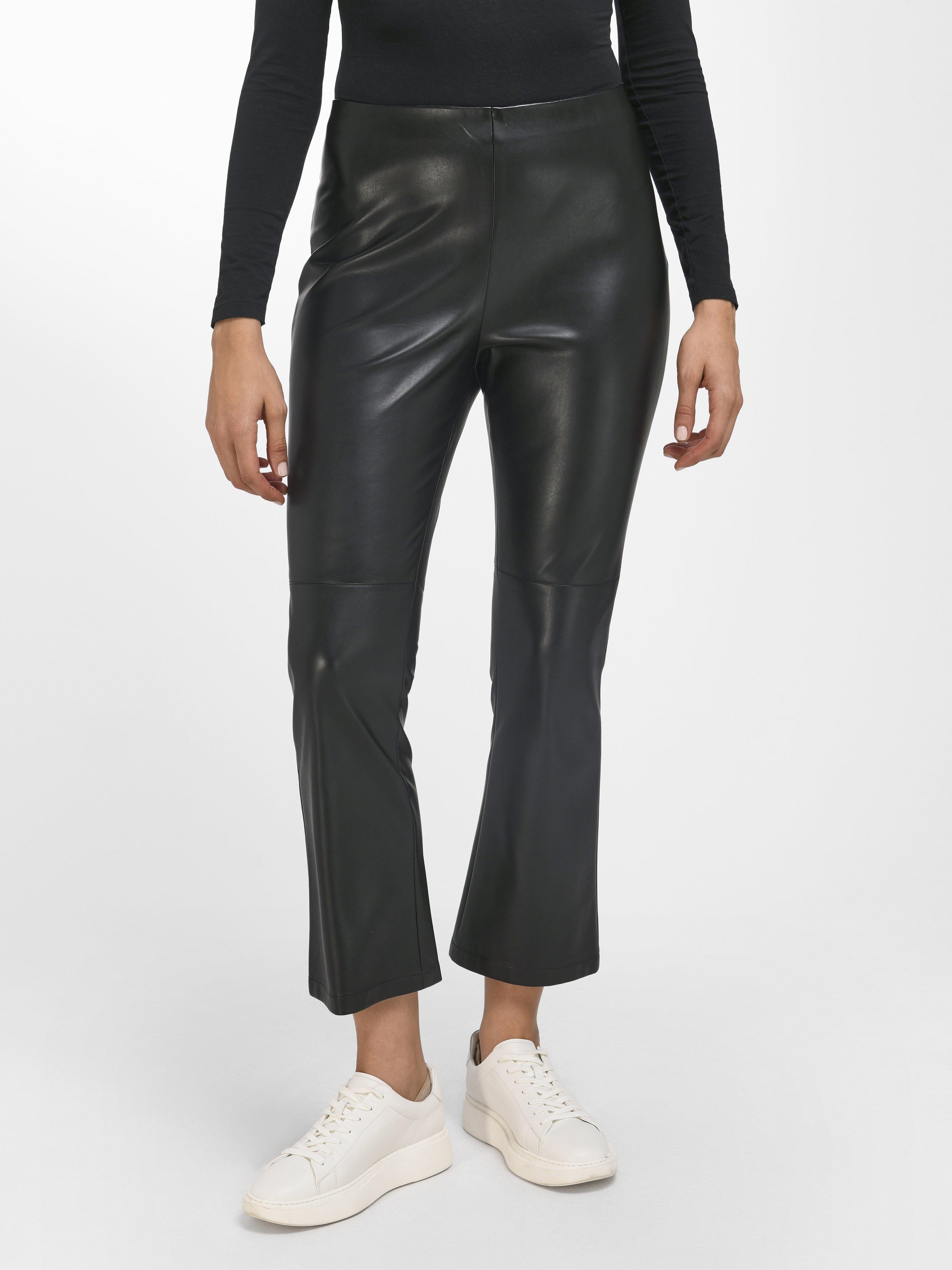 Emilia Lay - Hose