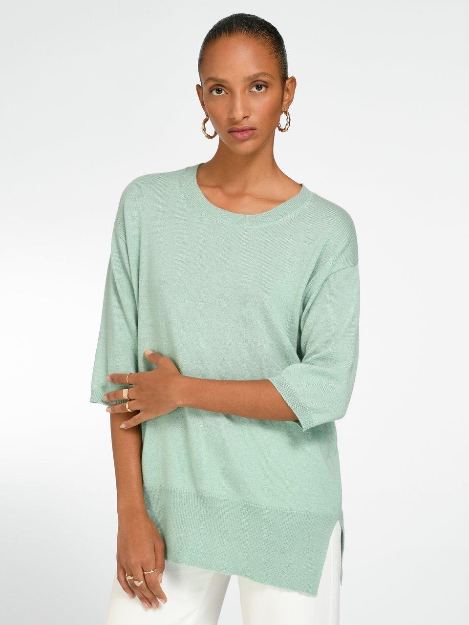 include - Strikbluse med rund hals