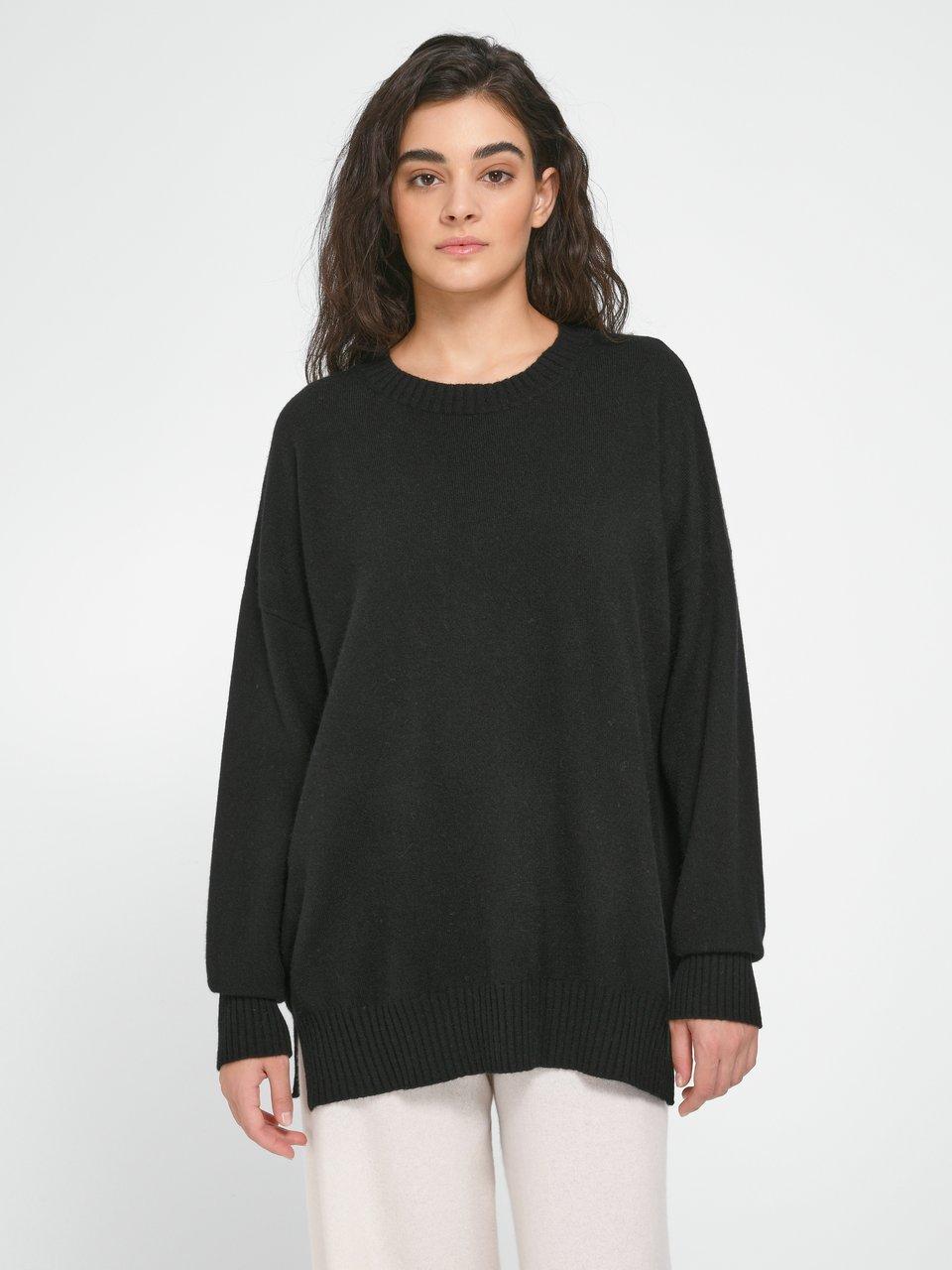 oversized round neck sweater