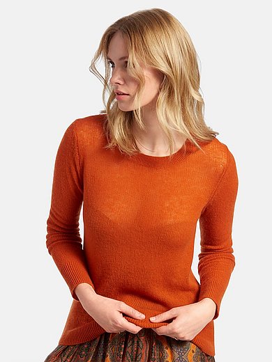 include - Round neck jumper with long sleeves
