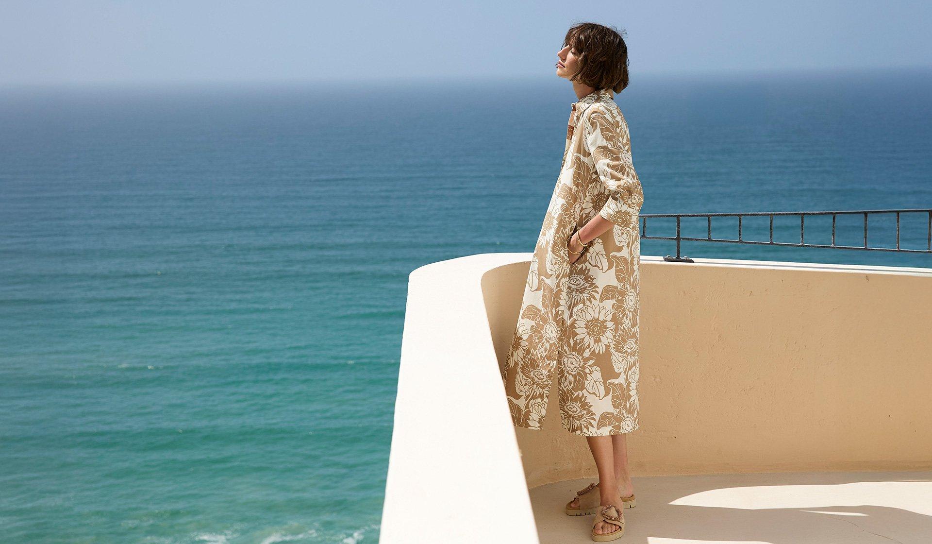 Verfrissende kleuren, luchtige looks en echte statement-pieces – Time to Shine. 